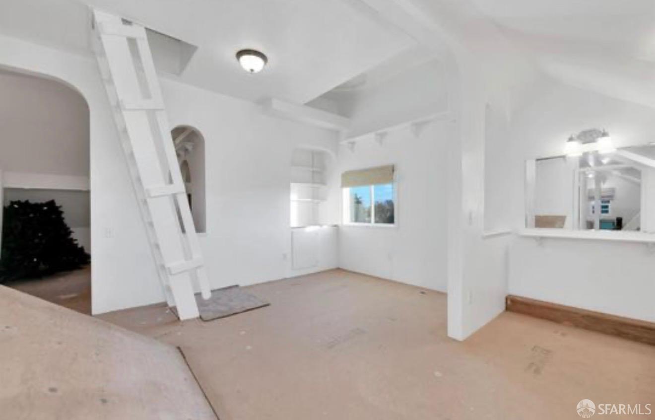 4100 Gateway Road Bethel Island, CA 94511 - Photo 31 of 53 a view of empty room with front door