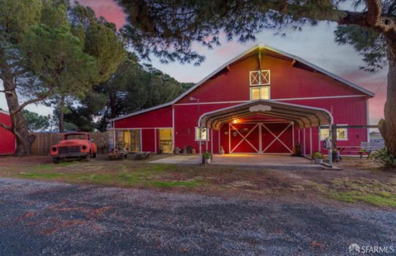 4100 Gateway Road Bethel Island, CA 94511 - Photo 33 of 53 a front view of a house with garden