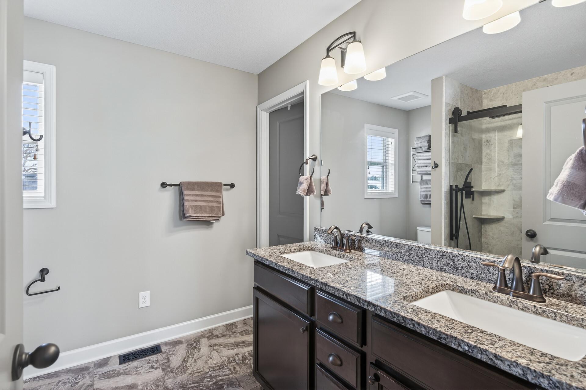 1999 Red Oak Path Shakopee, MN 55379 - Photo 25 of 63