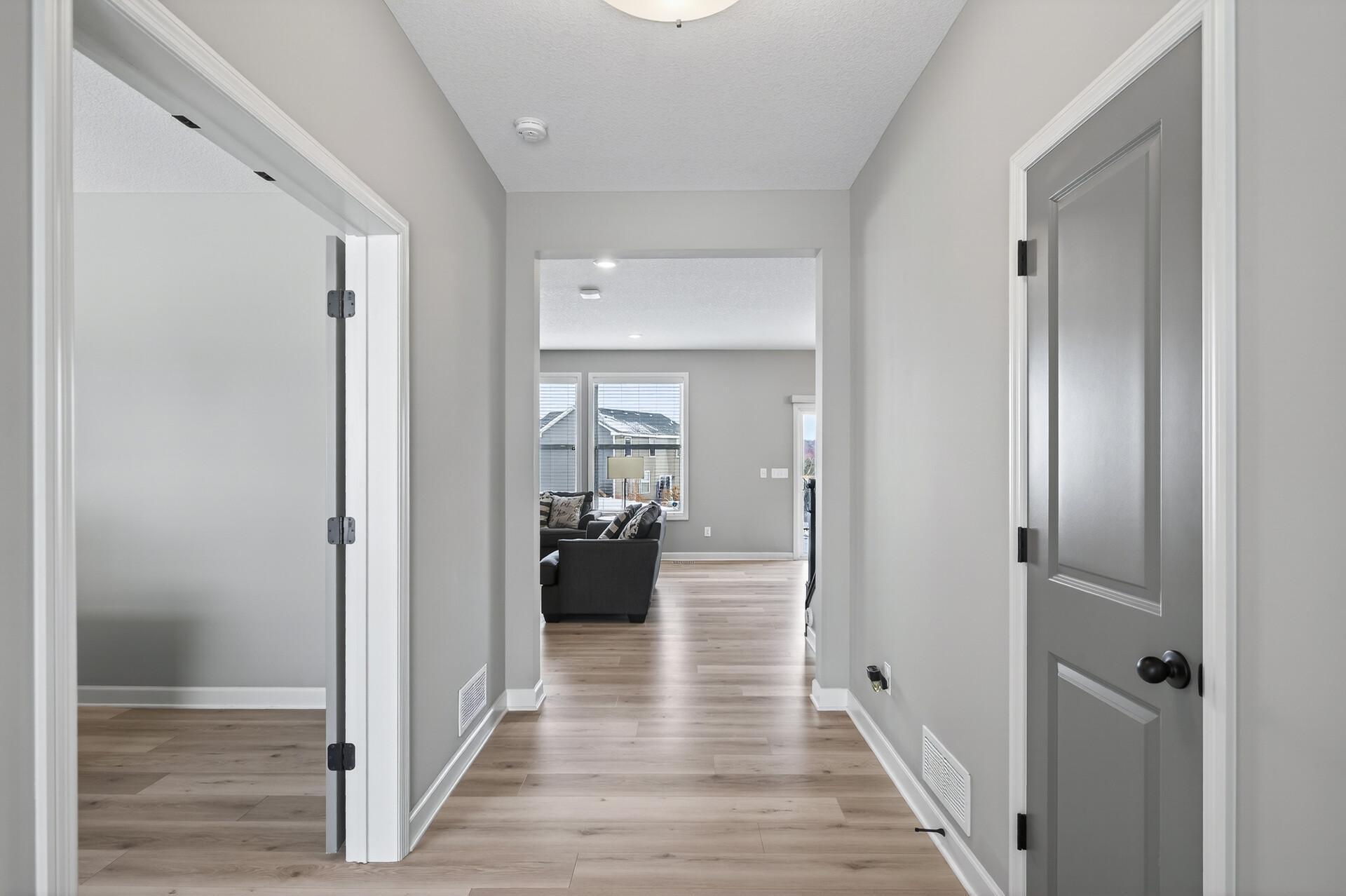 1999 Red Oak Path Shakopee, MN 55379 - Photo 3 of 63