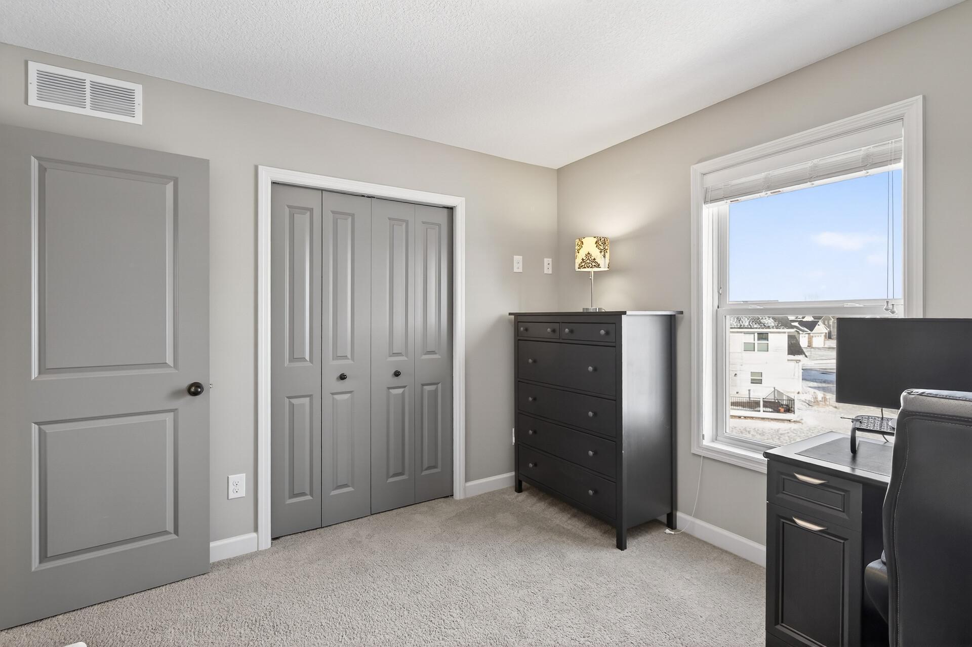 1999 Red Oak Path Shakopee, MN 55379 - Photo 31 of 63