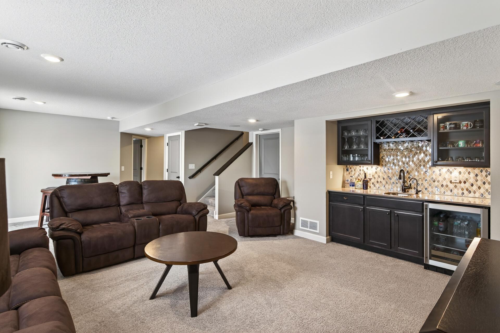 1999 Red Oak Path Shakopee, MN 55379 - Photo 39 of 63