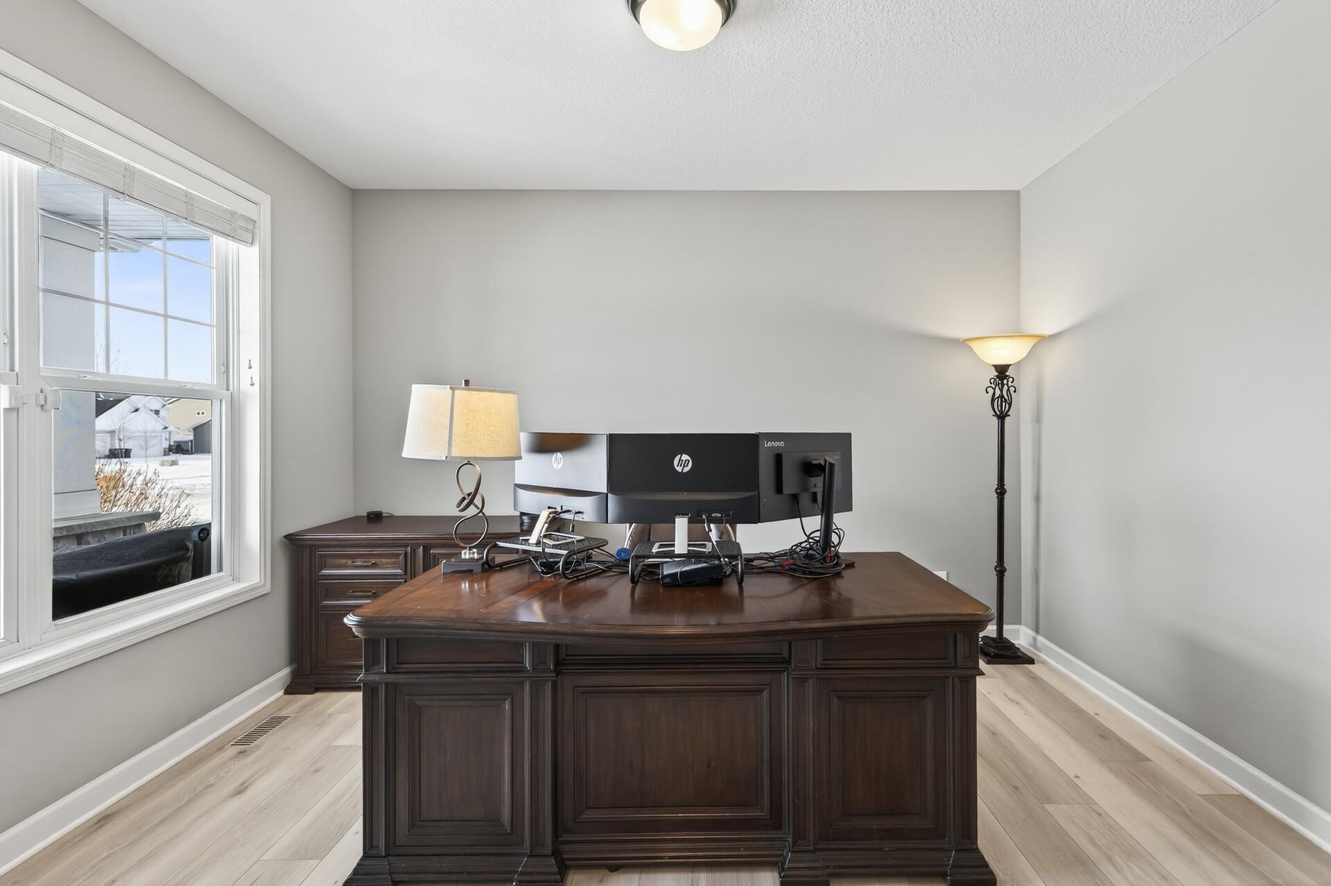 1999 Red Oak Path Shakopee, MN 55379 - Photo 4 of 63