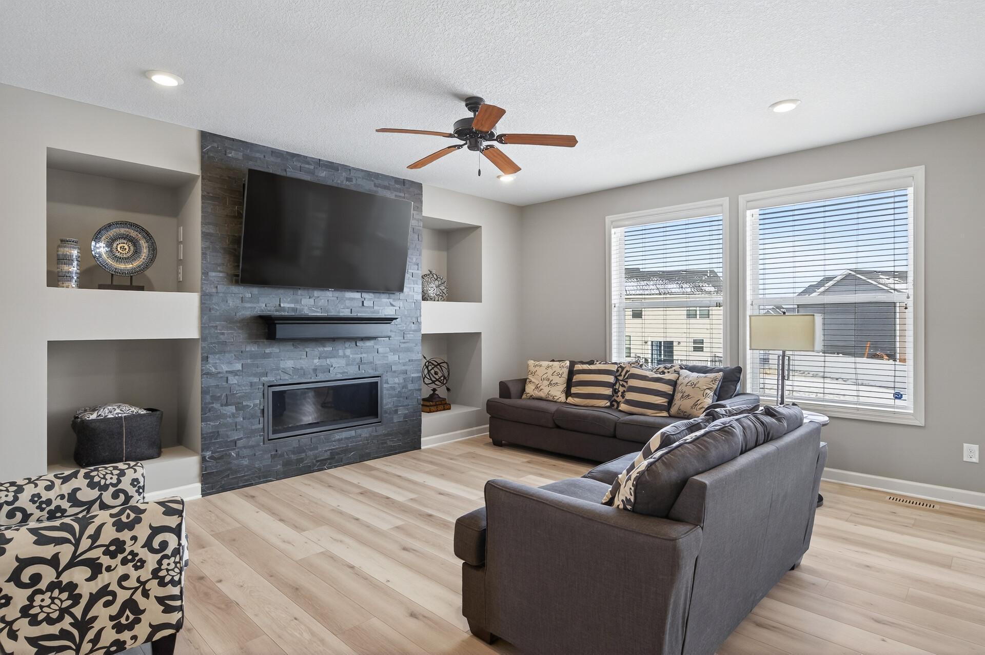 1999 Red Oak Path Shakopee, MN 55379 - Photo 7 of 63