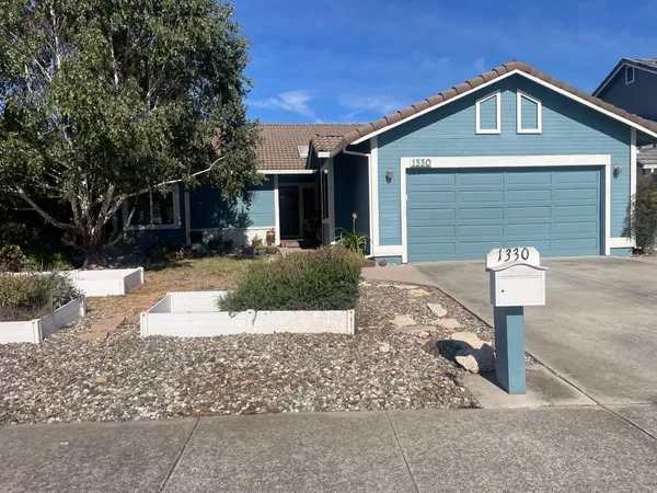 $720,278 | 1330 Trieste Drive, Hollister, CA 95023