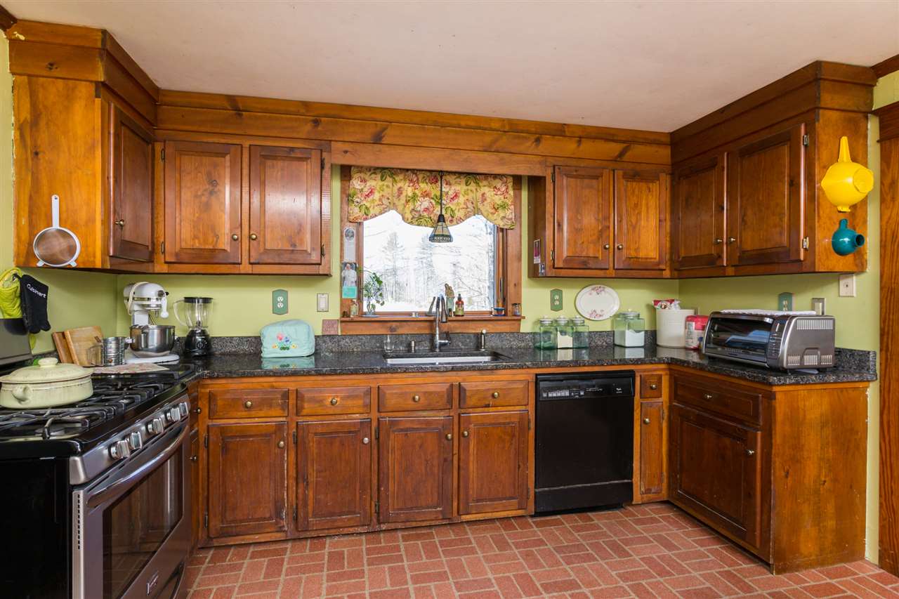 526 First Crown Point Road Strafford, NH 03884 - Photo 14 of 40