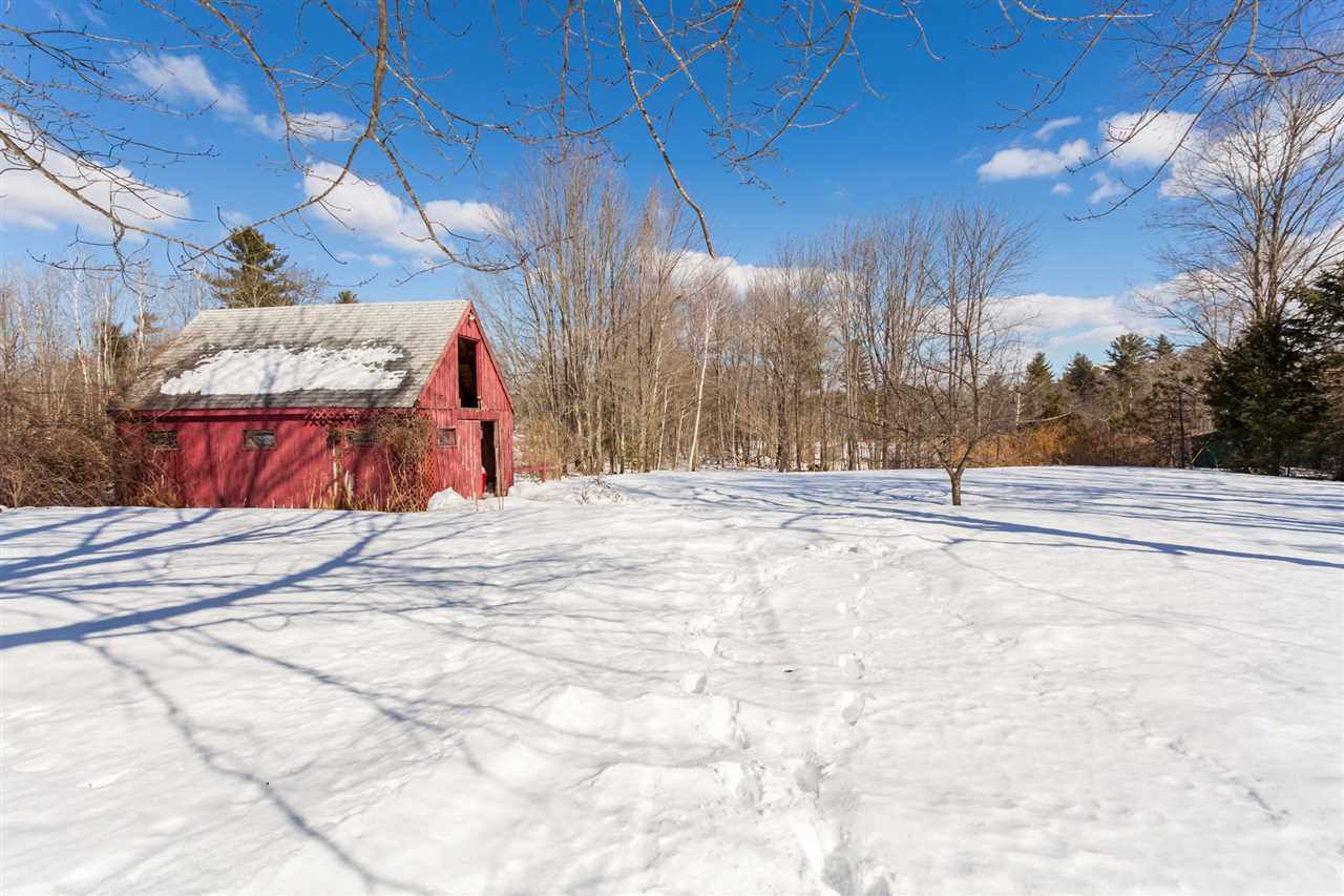 526 First Crown Point Road Strafford, NH 03884 - Photo 10 of 40