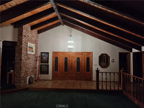 a view of entryway
