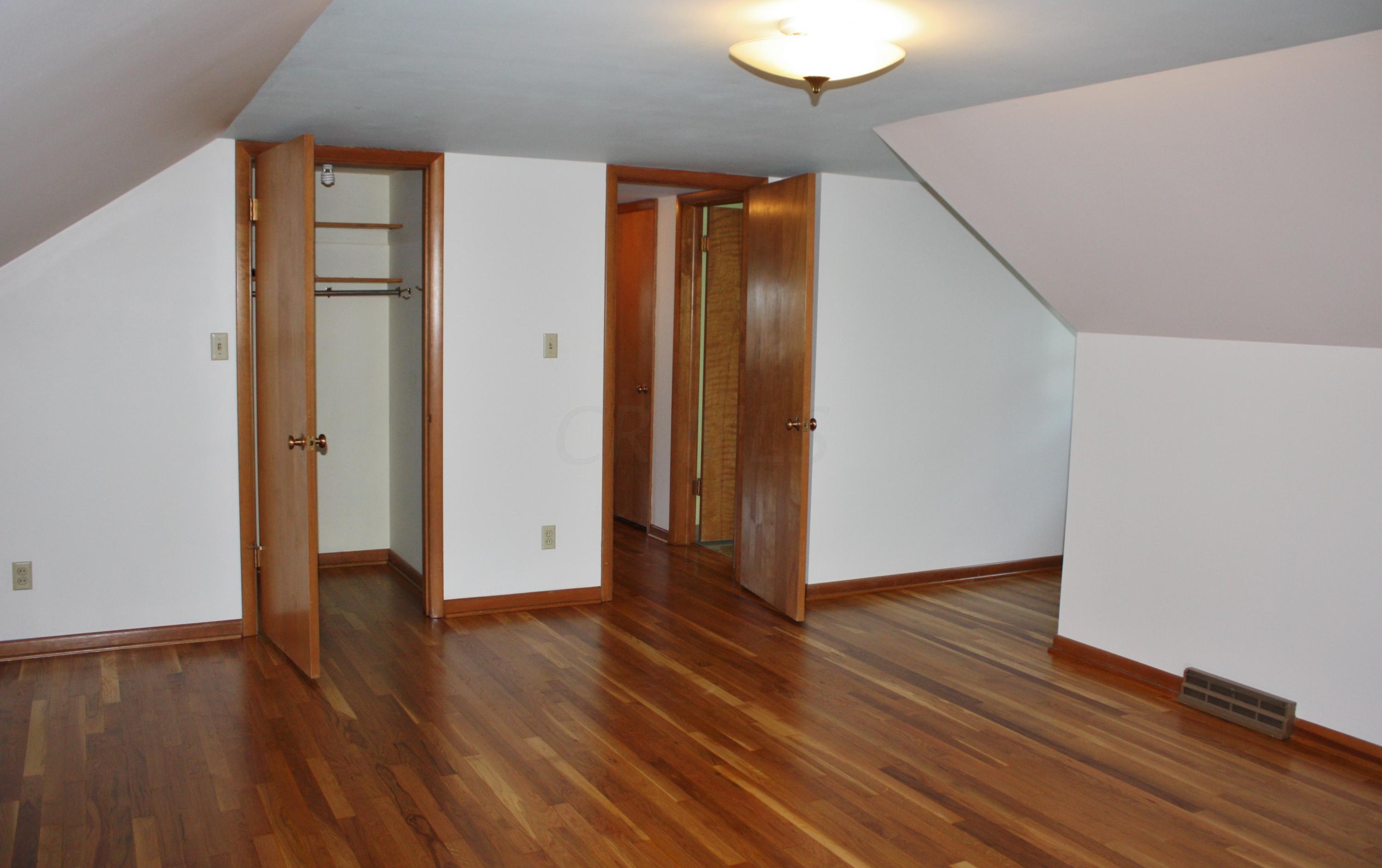 25 Erie Road Columbus, OH 43214 - Photo 20 of 33 Gallery Image 20