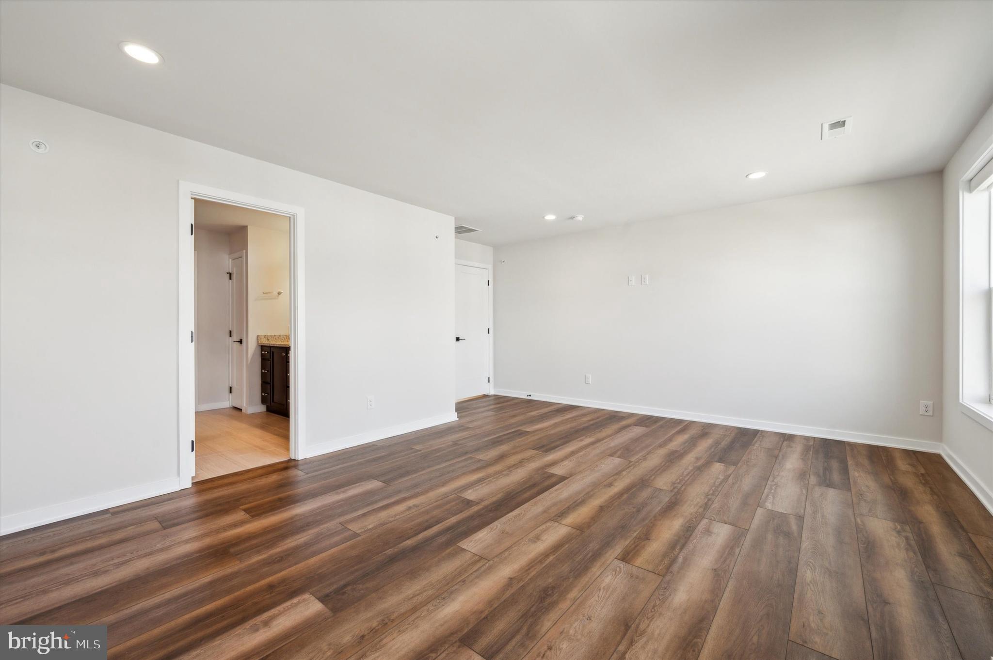 728 Switchman Road Media, PA 19063 - Photo 20 of 25 PRIMARY BEDROOM
