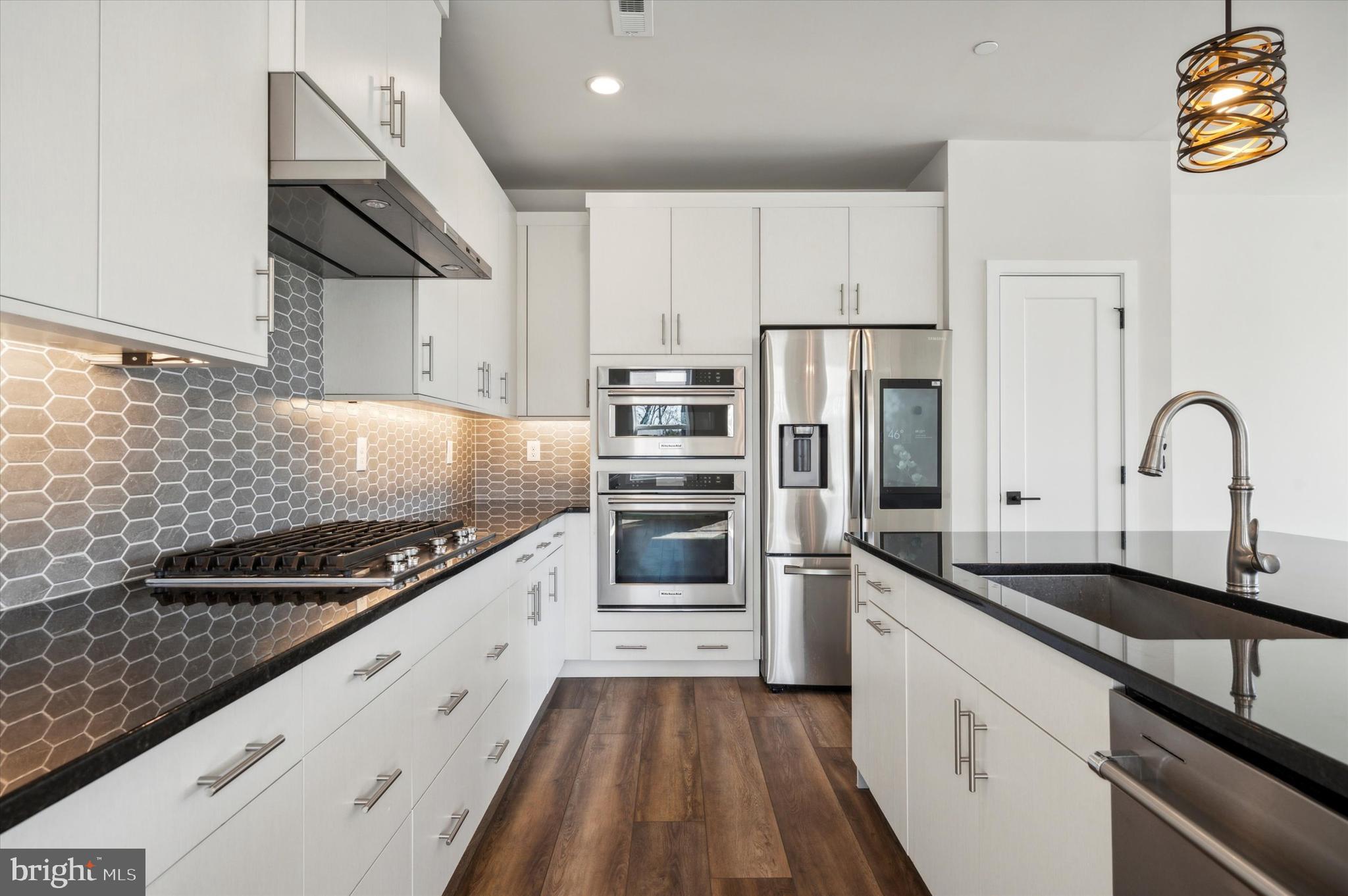 728 Switchman Road Media, PA 19063 - Photo 6 of 25 KITCHEN