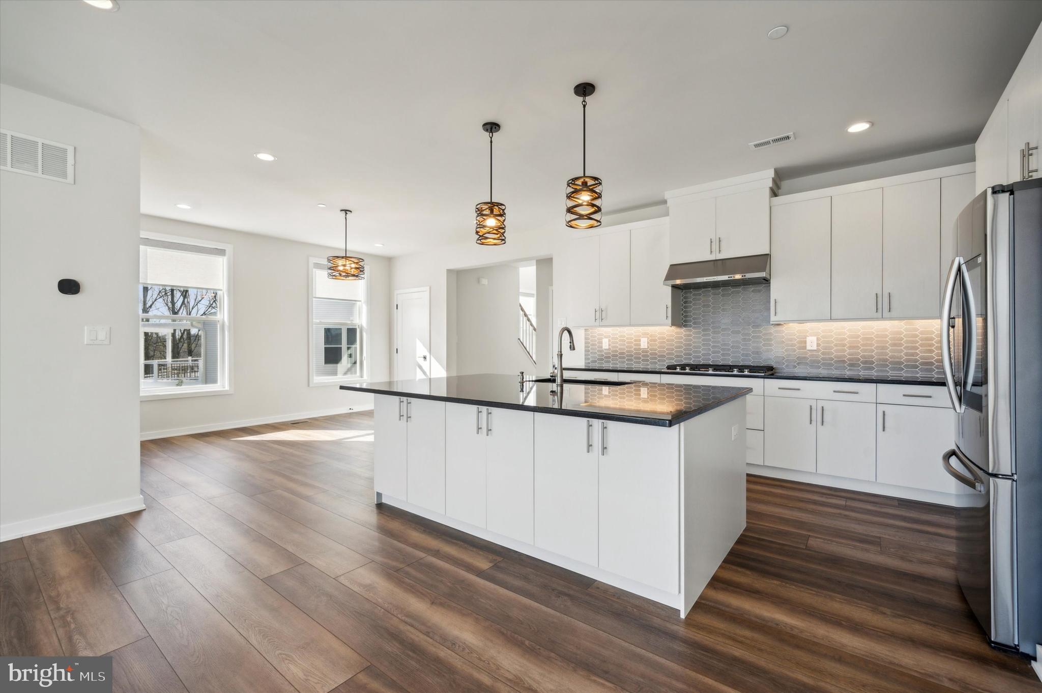 728 Switchman Road Media, PA 19063 - Photo 7 of 25 KITCHEN