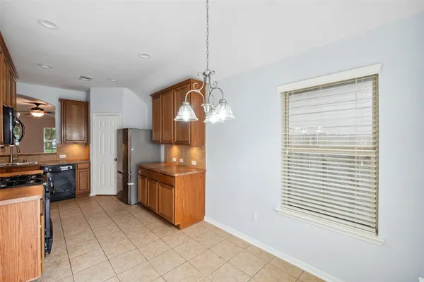 $2,100 | 15838 Lost Anchor Way Lane, Houston, TX 77044