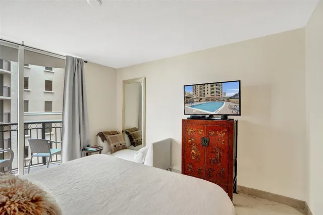 $6,000 | 2001 North Ocean Boulevard, Unit 1005, Fort Lauderdale, FL 33305