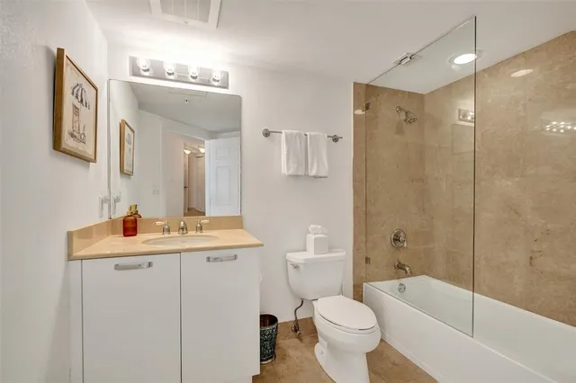 $6,000 | 2001 North Ocean Boulevard, Unit 1005, Fort Lauderdale, FL 33305