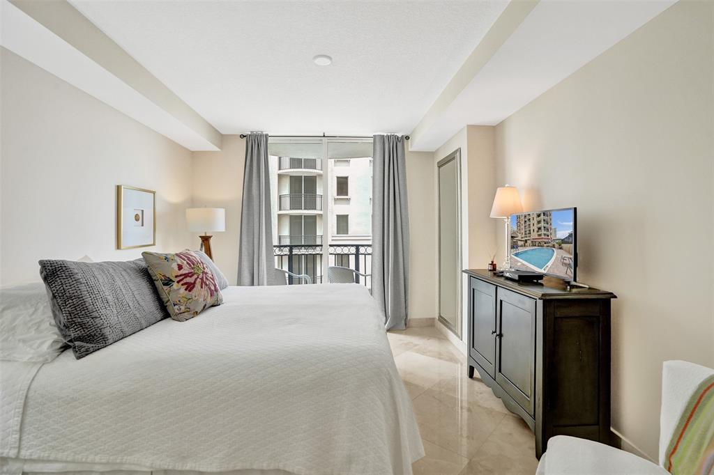 2001 North Ocean Boulevard, Unit 1005 Fort Lauderdale, FL 33305 - Photo 33 of 78