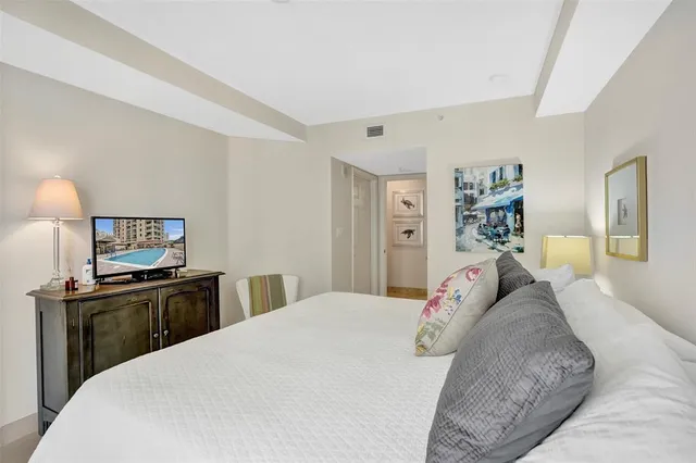 $6,000 | 2001 North Ocean Boulevard, Unit 1005, Fort Lauderdale, FL 33305