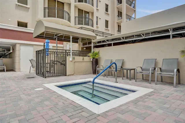 $6,000 | 2001 North Ocean Boulevard, Unit 1005, Fort Lauderdale, FL 33305