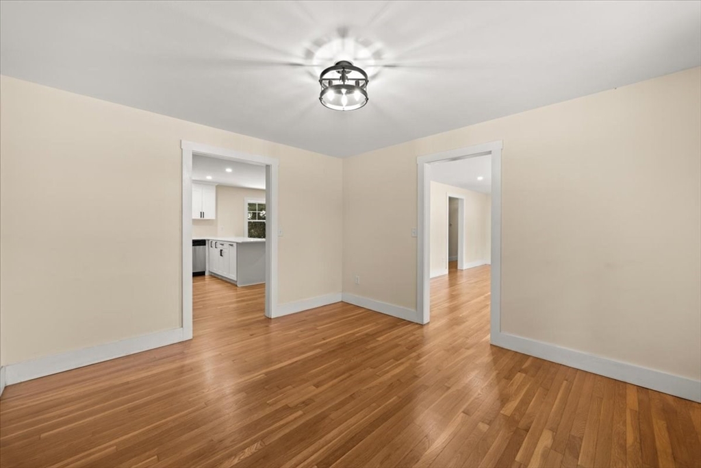 33 Runestone Road Yarmouth, MA 02664 - Photo 13 of 41