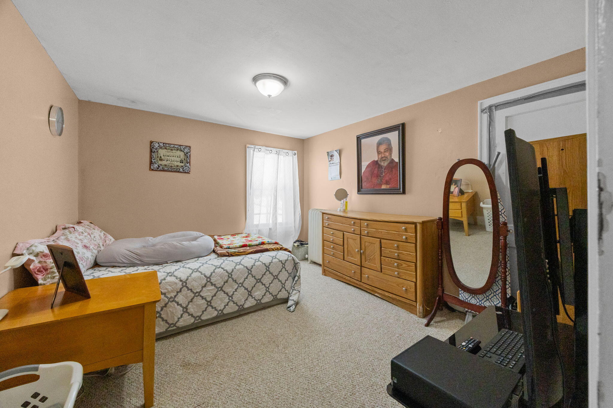 320-322 Old Bedford Road Westport, MA 02790 - Photo 14 of 33 a living room with furniture and a window