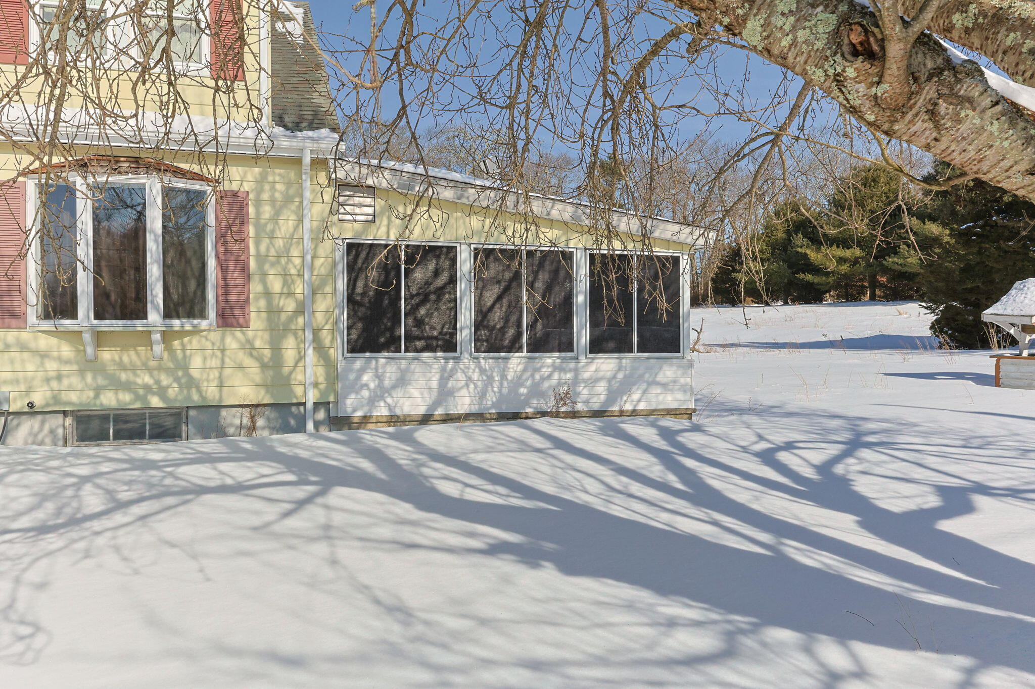 320-322 Old Bedford Road Westport, MA 02790 - Photo 4 of 33 a view of a house with a yard