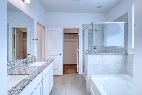 $2,950 | 8106 Royal Palm Drive, Fulshear, TX 77441