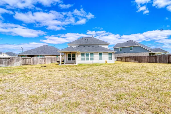 $2,950 | 8106 Royal Palm Drive, Fulshear, TX 77441