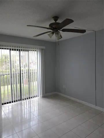 $300,000 | 13045 Southwest 68th Street, Unit 104, Miami, FL 33183
