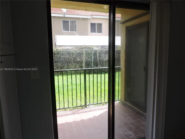 $300,000 | 13045 Southwest 68th Street, Unit 104, Miami, FL 33183