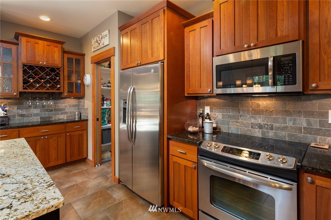 8944 Axling Road Lynden, WA 98264 - Photo 8 of 25