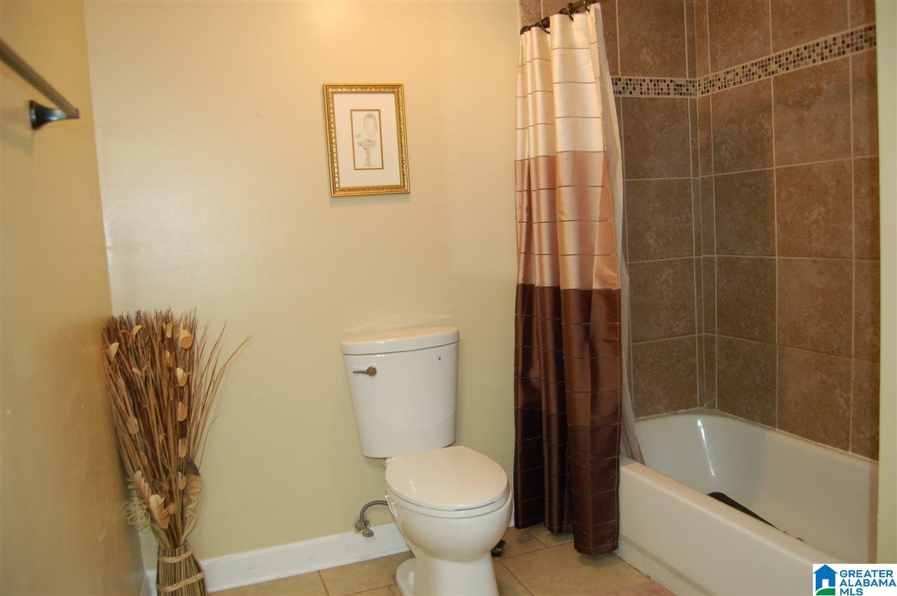 511 12th Avenue Midfield, AL 35228 - Photo 15 of 27