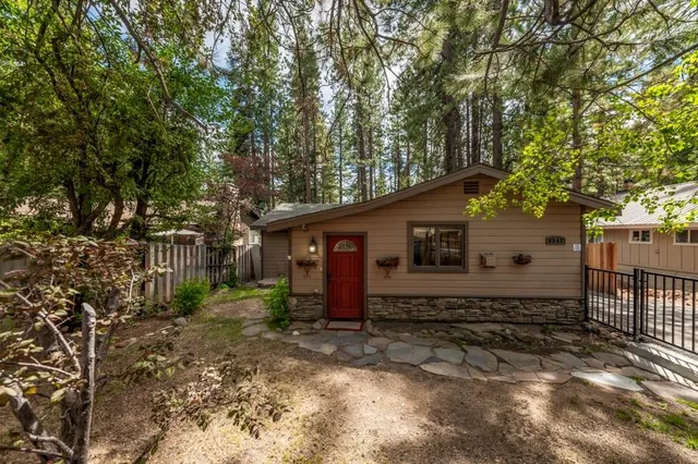 $875,000 | 8542 Dolly Varden Avenue, Kings Beach, CA 96143