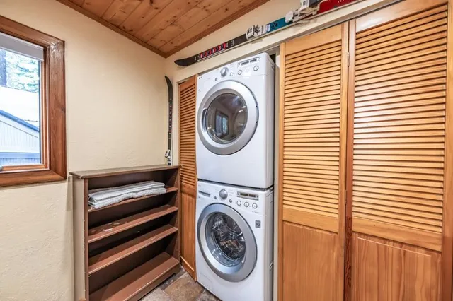 $875,000 | 8542 Dolly Varden Avenue, Kings Beach, CA 96143