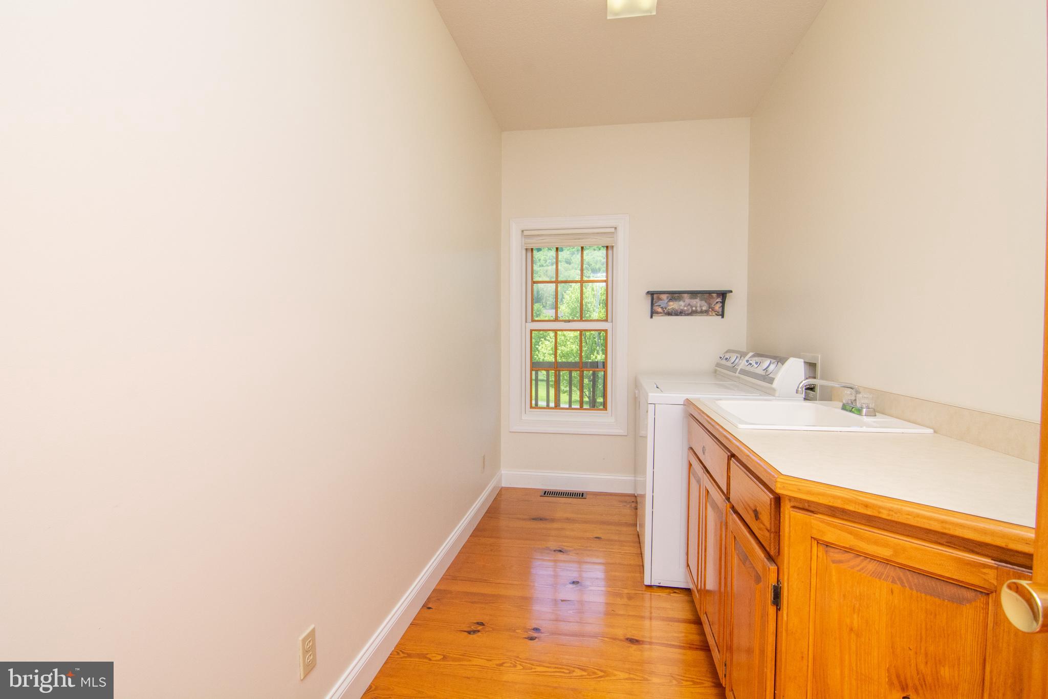 6154 Sang Run Road McHenry, MD 21541 - Photo 16 of 37 LAUNDRY ROOM