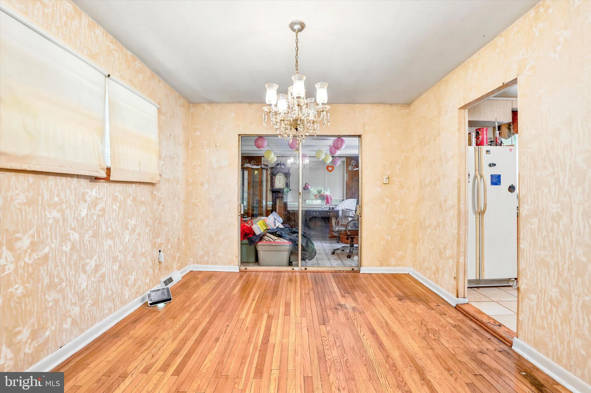 858 Hilldale Road Glenside, PA 19038 - Photo 5 of 29
