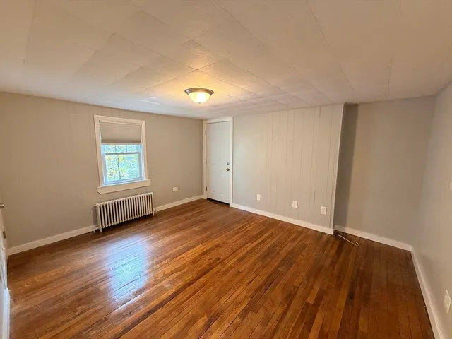 $2,000 | 146 Village Street, Unit 3, Medway, MA 02053