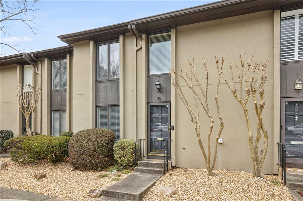 73 Ivy Trl Northeast  