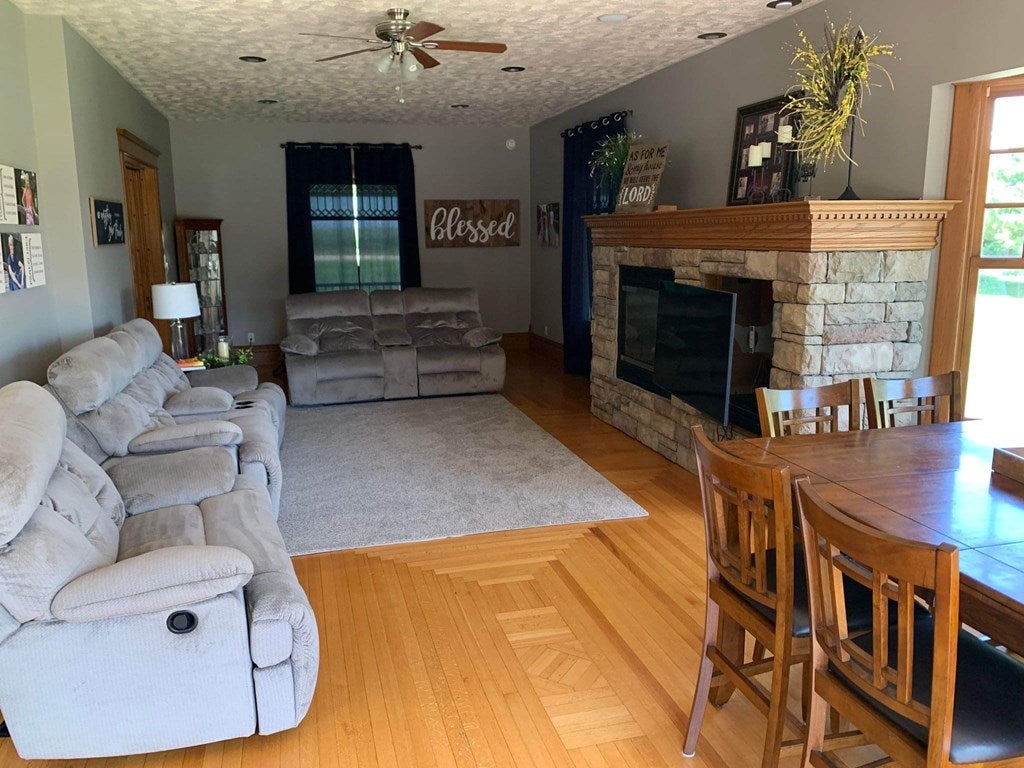 1902 East 15 Road Aurora, NE 68818 - Photo 12 of 41 Gallery Image 12