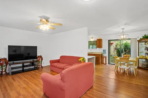 $1,050,000 | 45-3321 Kamani Street, Honokaa, HI 96727