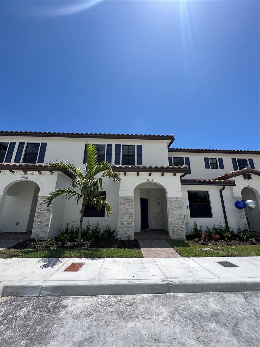 24613 Southwest 117th Court, Unit 24613 Homestead, FL 33032 - Photo 13 of 13