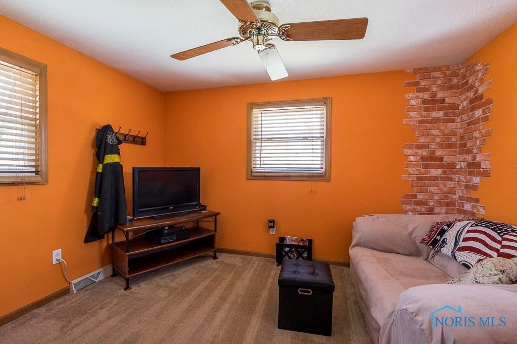 5913 Bay Shore Road Oregon, OH 43616 - Photo 14 of 22 Gallery Image 14