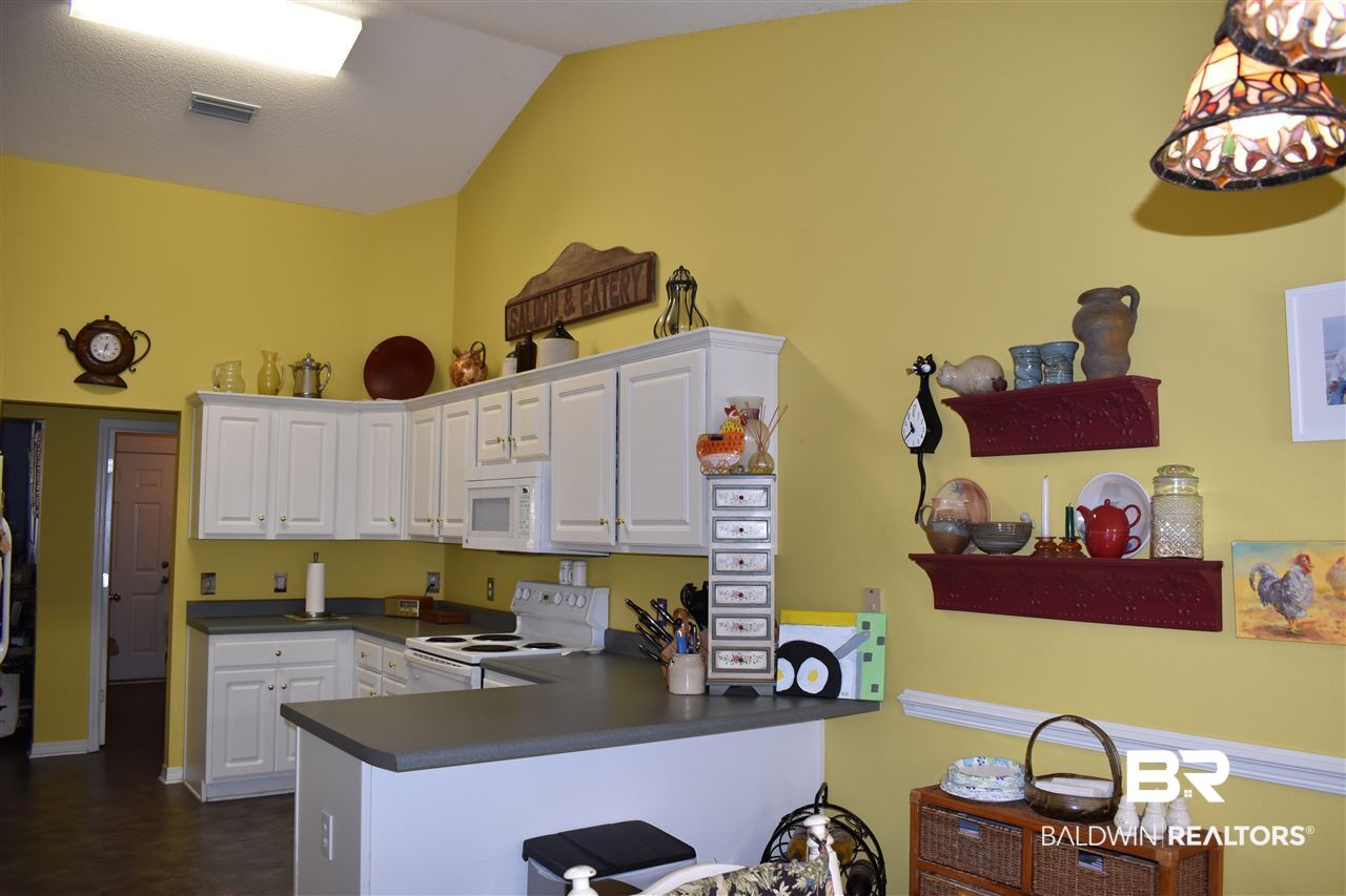 12271 Venice Boulevard Foley, AL 36535 - Photo 4 of 47