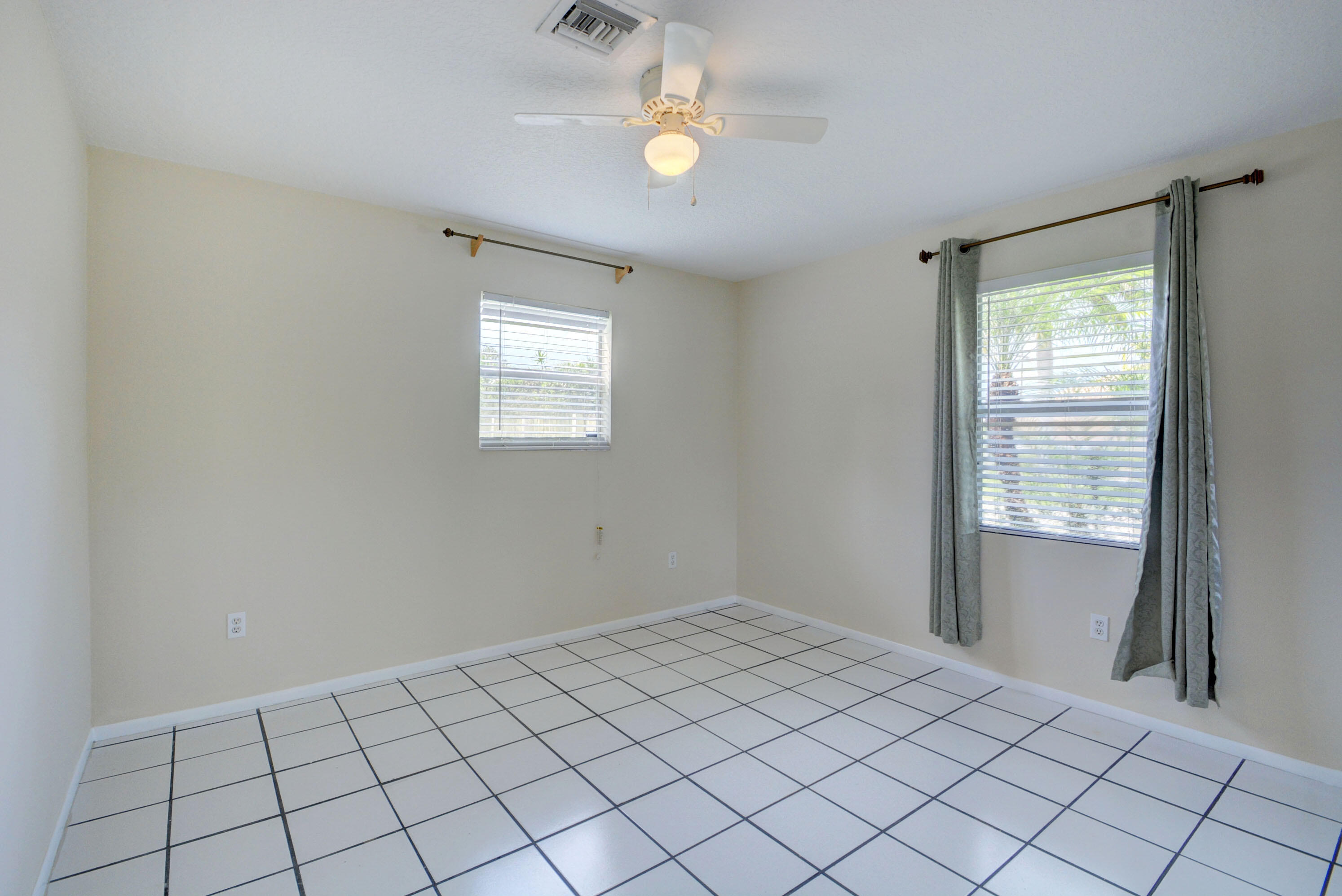 4972 Jefferson Road Delray Beach, FL 33445 - Photo 19 of 31 4972 Jefferson Rd (20)