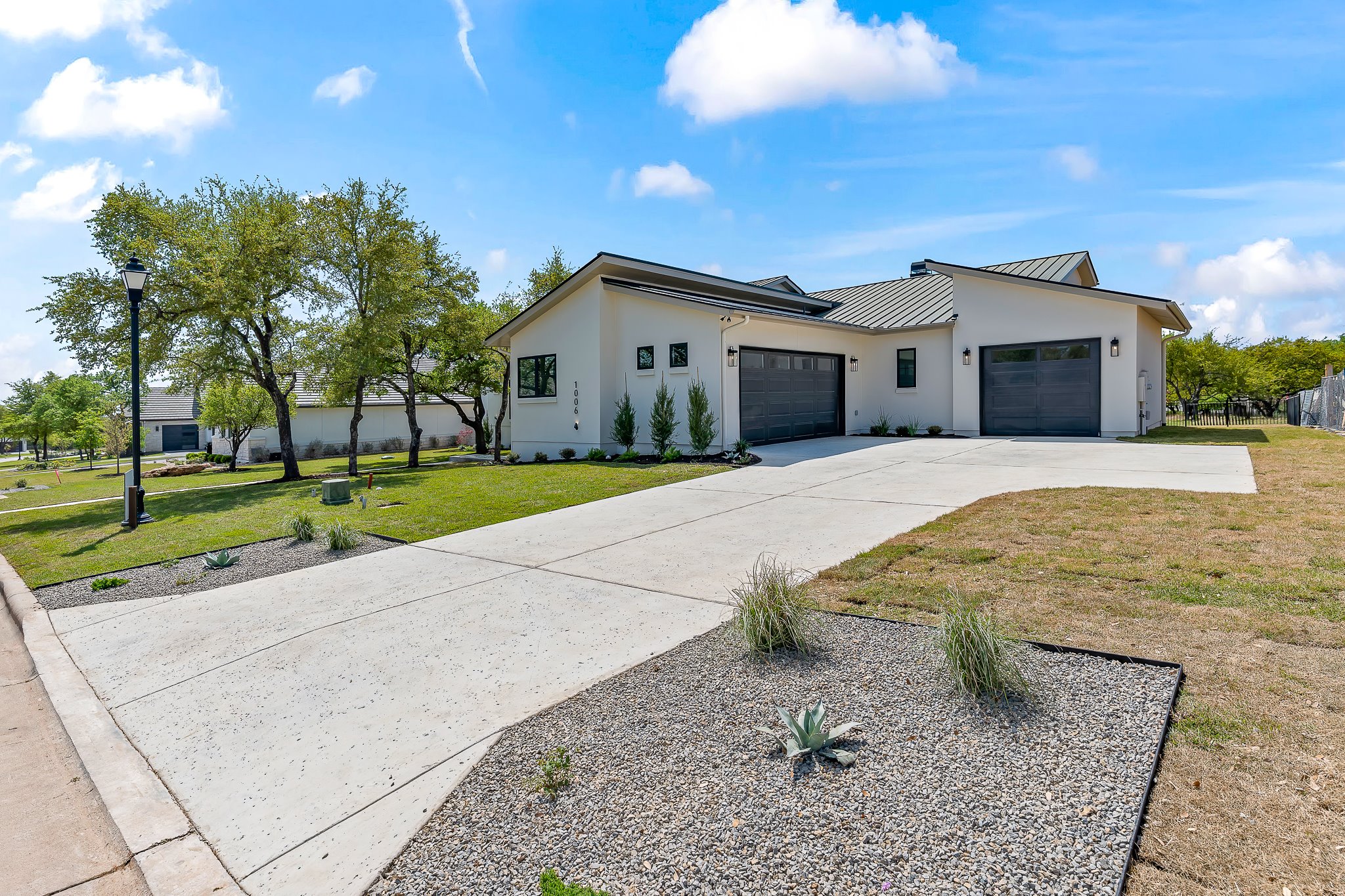 1006 Flint Ridge Trail Georgetown, TX 78628 - Photo 37 of 40