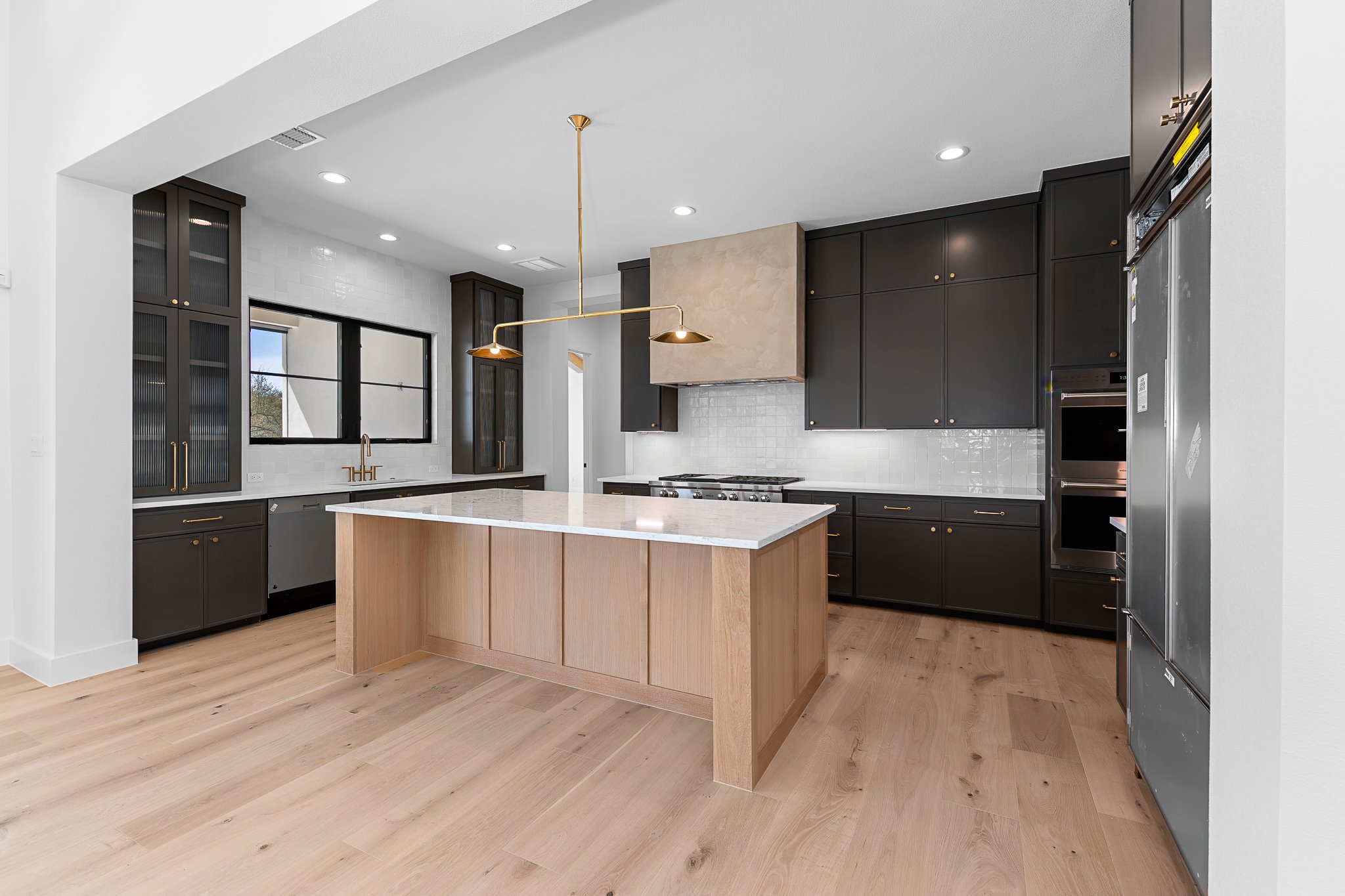 1006 Flint Ridge Trail Georgetown, TX 78628 - Photo 4 of 40