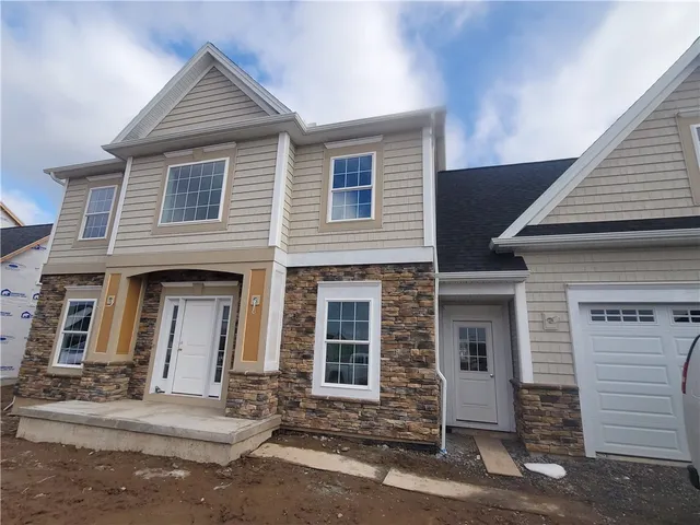 $589,900 | 906 110th Mount, Greece, NY 14612