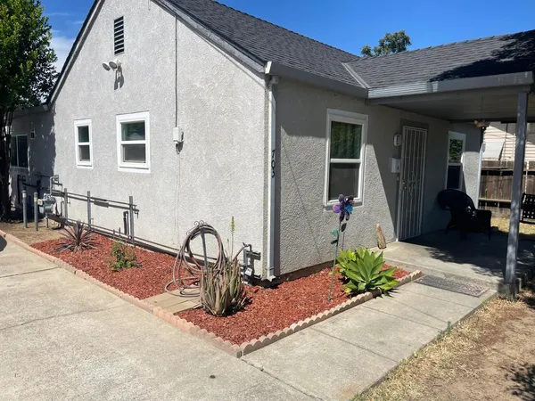 $359,500 | 703 Flower Street, Turlock, CA 95380