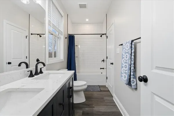 a picture of floor plan