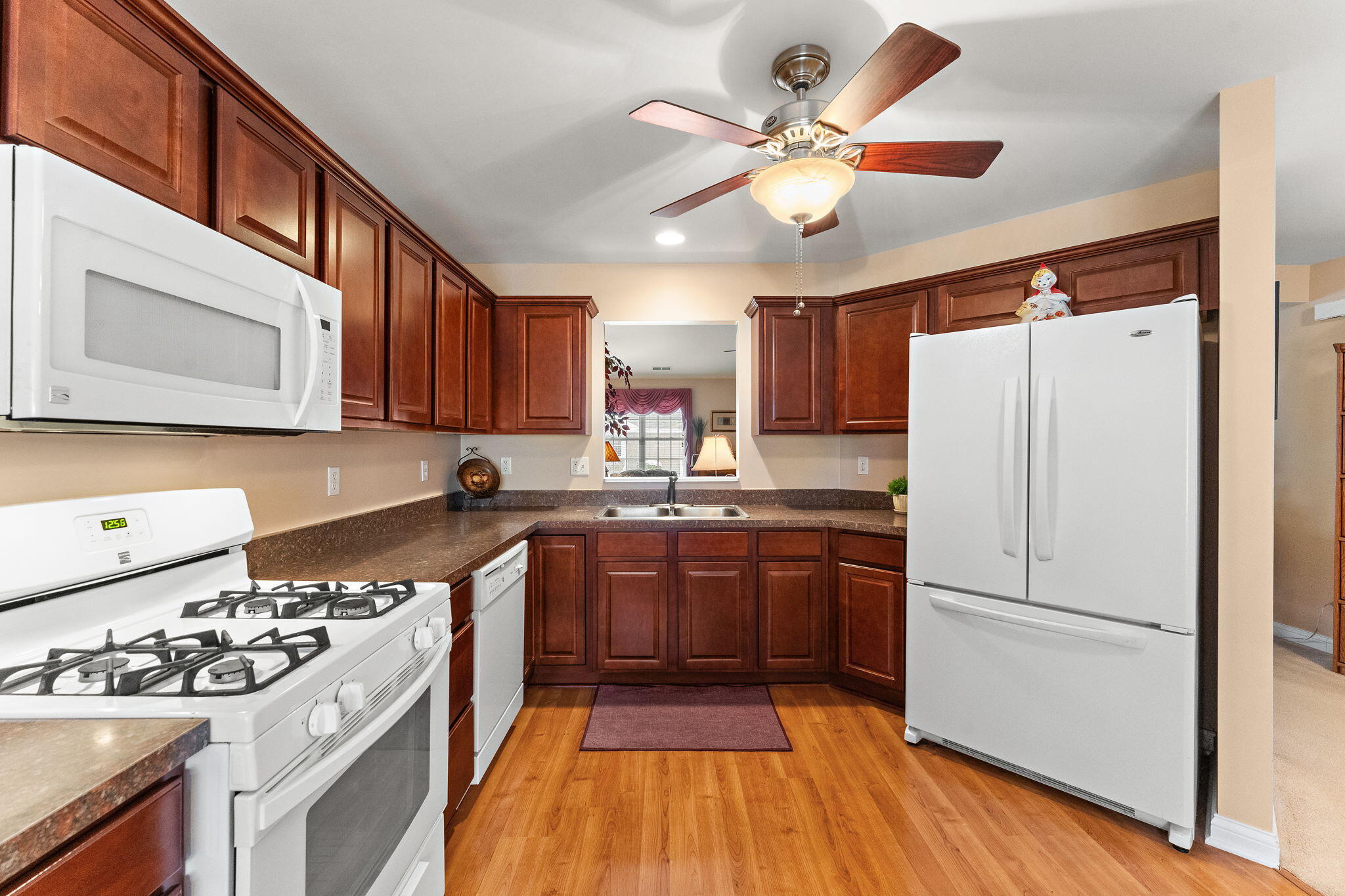7035 Tompkins Court Griffith, IN 46319 - Photo 11 of 25 2048x1365