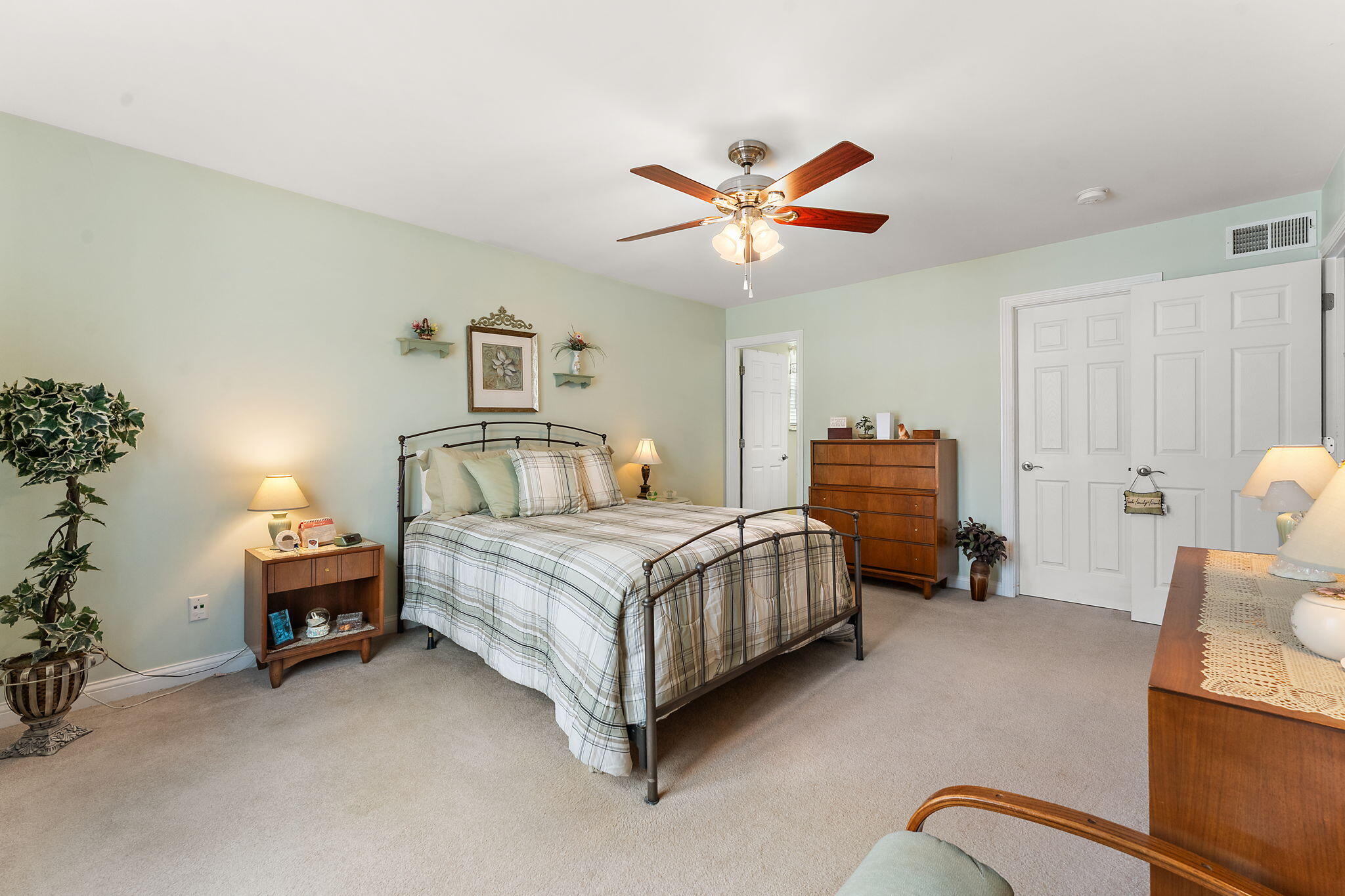 7035 Tompkins Court Griffith, IN 46319 - Photo 14 of 25 2048x1365